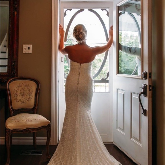 Wtoo bridal gown in size 8. - Picture 4 of 7